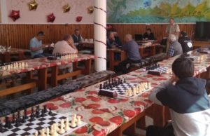 Шахматный турнир-мемориал Владимира Хохолкова прошел на турбазе «Юность» Шахматный турнир-мемориал Владимира Хохолкова прошел на турбазе «Юность»