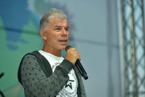 На концерт Олега Газманова в Горно-Алтайске пришли свыше 10 тысяч человек