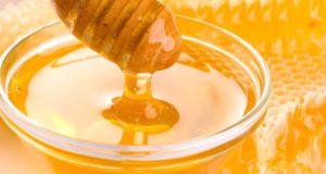 Самый вкусный алтайский мед и самую вкусную медовуху выбрали на фестивале меда