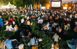 На Фестивале уличного кино в Горно-Алтайске покажут фильмы Михаила Кулунакова
