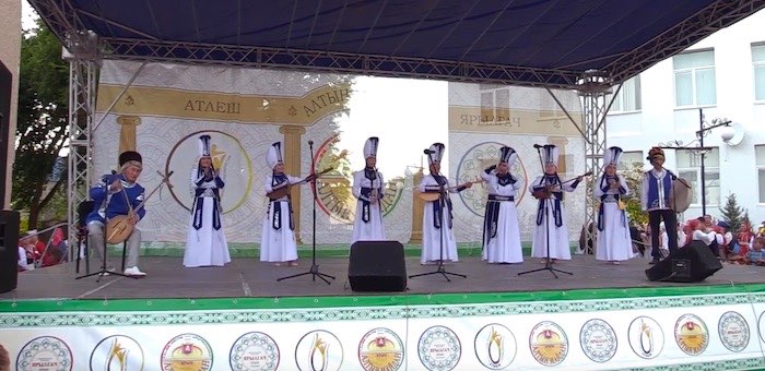 Ансамбль «Арчын» из Усть-Муты выступил на фестивале в Крыму
