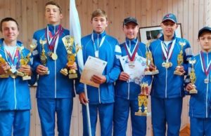 Команда Республики Алтай приняла участие в соревнованиях по гребному слалому в Окуловке Команда Республики Алтай приняла участие в соревнованиях по гребному слалому в Окуловке