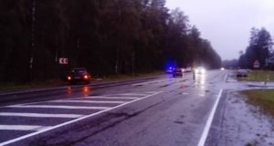 На развилке Чуйского и Чемальского тракта снова столкнулись машины На развилке Чуйского и Чемальского тракта снова столкнулись машины