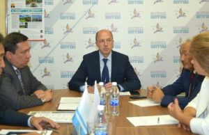 Депутаты Госдумы и сенаторы подключились к реализации программы развития Республики Алтай Депутаты Госдумы и сенаторы подключились к реализации программы развития Республики Алтай