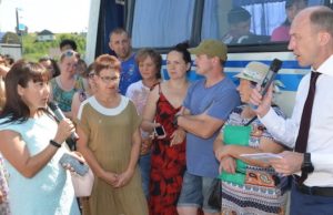Олег Хорохордин встретился с жителями нескольких микрорайонов Горно-Алтайска Олег Хорохордин встретился с жителями нескольких микрорайонов Горно-Алтайска