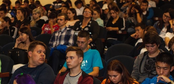 Адаптационные встречи с первокурсниками прошли в Горно-Алтайске