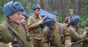 Военно-историческая реконструкция времен Великой Отечественной впервые прошла на Алтае