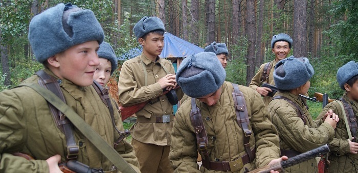 Военно-историческая реконструкция времен Великой Отечественной впервые прошла на Алтае