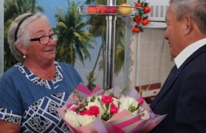 Владимир Тюлентин поздравил Марию Гайдабрус с 75-летием Владимир Тюлентин поздравил Марию Гайдабрус с 75-летием