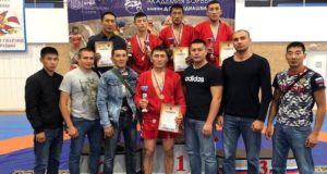 Третье место на чемпионате Сибири по самбо заняли росгвардейцы с Алтая