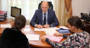 Олег Хорохордин провел прием граждан