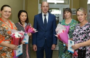 Олег Хорохордин поздравил мам детей, родившихся 1 сентября Олег Хорохордин поздравил мам детей, родившихся 1 сентября