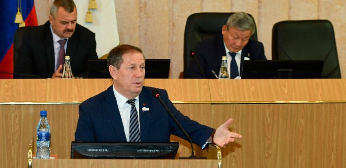 В работе сессии Госсобрания объявлен перерыв для консультаций