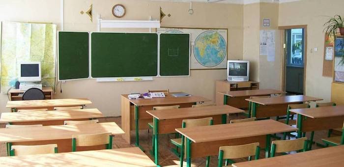 Прокуратура Горно-Алтайска опротестовала правило «Звонок для учителя»