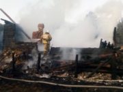 В гостинице «Золотой кедр» на Семинском перевале сгорел жилой дом для рабочих