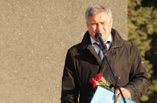 Память жертв политических репрессий почтили в Горно-Алтайске