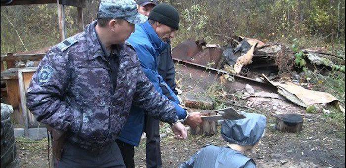 Заготовщик кедрового ореха убил в лесу человека