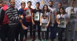 Победы горно-алтайских спортсменов в соревнованиях по армрестлингу