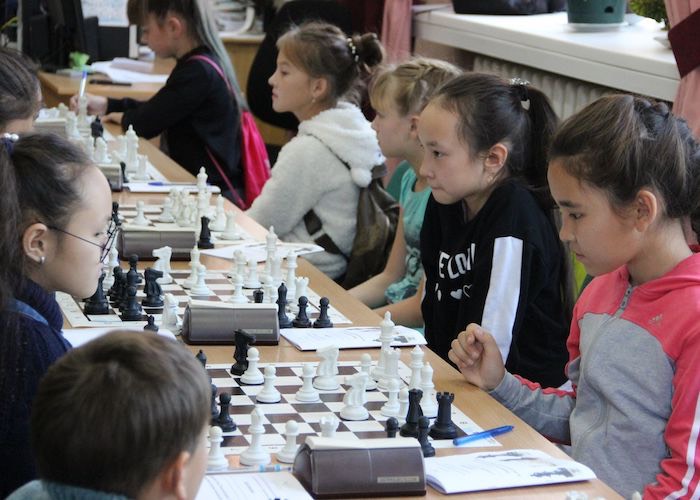 Первенство по шахматам среди юношей и девушек прошло в Республике Алтай