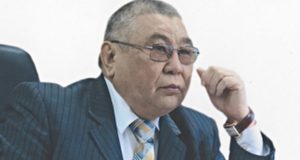 В Горно-Алтайске открылась выставка, посвященная Юрию Антарадонову