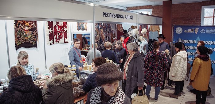 Мастера Республики Алтай приняли участие в фестивале «Иван-да-Марья» в Екатеринбурге