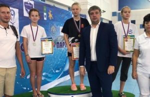 Две медали завоевала спортсменка с Алтая на соревнованиях по плаванию в Башкирии