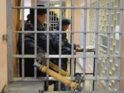 Заключенный толкнул сотрудника колонии, возбуждено уголовное дело Заключенный толкнул сотрудника колонии, возбуждено уголовное дело