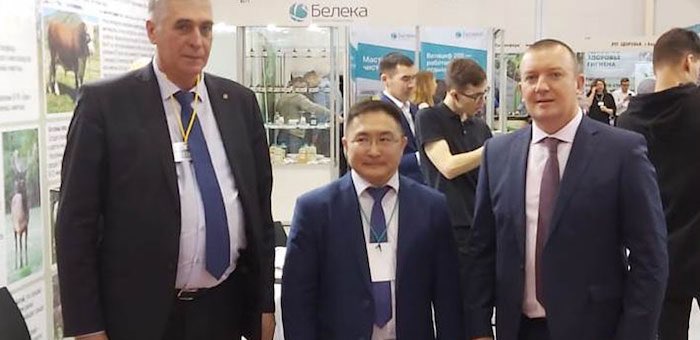 Делегация Республики Алтай участвует в агропродовольственном форуме в Новосибирске