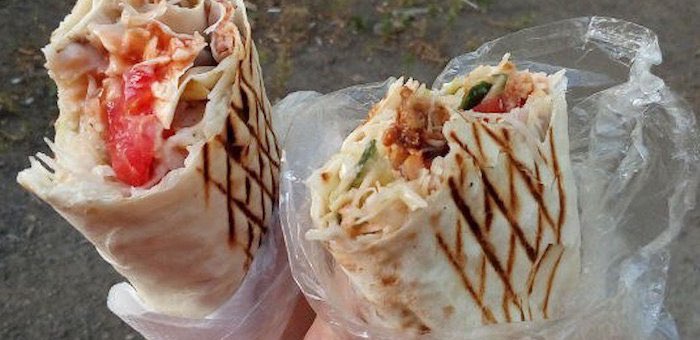 Сразу три павильона, торгующих шаурмой, закрыли в Горно-Алтайске