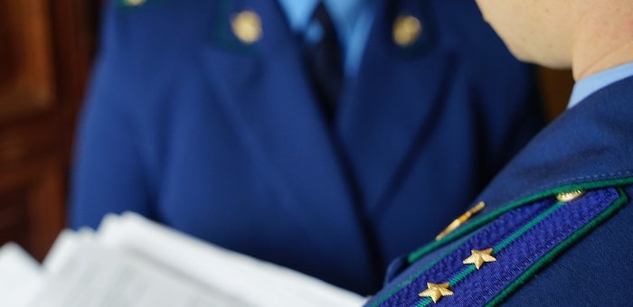 На Алтае задержаны мошенники, выдававшие себя за сотрудников прокуратуры