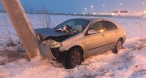 Женщина с детьми попала в ДТП в районе аэропорта Женщина с детьми попала в ДТП в районе аэропорта