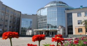 Гимназия имени Плакаса вновь вошла в число ста лучших школ России