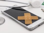 За неисправный смартфон с магазина в пользу покупателя взыскали более 100 тысяч рублей За неисправный смартфон с магазина в пользу покупателя взыскали более 100 тысяч рублей