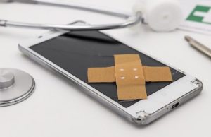 За неисправный смартфон с магазина в пользу покупателя взыскали более 100 тысяч рублей За неисправный смартфон с магазина в пользу покупателя взыскали более 100 тысяч рублей