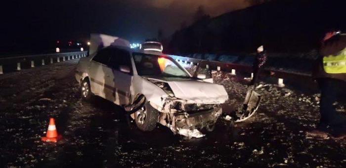 В аварии на Чуйском тракте погибла женщина