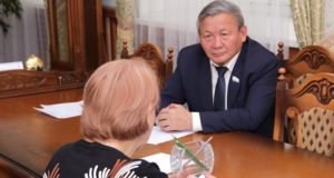 Работа, жилье, инвестиции и приют для животных: спикер Госсобрания провел прием граждан Работа, жилье, инвестиции и приют для животных: спикер Госсобрания провел прием граждан
