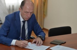 Олег Хорохордин определился с кандидатурами первых вице-премьеров Олег Хорохордин определился с кандидатурами первых вице-премьеров