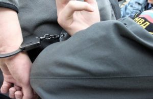 19-летний изверг до смерти избил бывшего сожителя своей матери и его новую подругу 20-летний изверг до смерти избил бывшего сожителя своей матери и его новую подругу