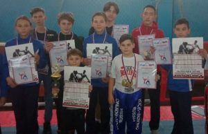 Команда Республики Алтай одержала победу на соревнованиях по кикбоксингу Команда Республики Алтай одержала победу на соревнованиях по кикбоксингу