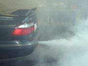 Сотрудники ЕДДС отравились выхлопными газами с «Жемчужины Алтая» Сотрудники ЕДДС отравились выхлопными газами с «Жемчужины Алтая»