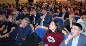 На общественных слушаниях обсудили ход строительства панорамного парка на Тугае