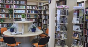 В Кош-Агаче открыта модельная библиотека и передан автоклуб