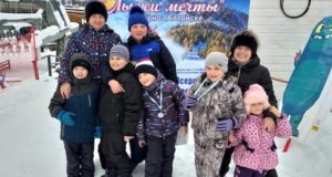 В Манжероке прошли соревнования среди детей, участвующих в программе «Лыжи мечты»