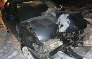 Молодая сельчанка без прав разбила машину на дороге «Талда – Карагай» Молодая сельчанка без прав разбила машину на дороге «Талда – Карагай»