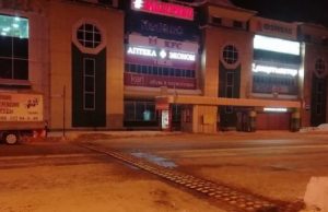 Возле ТЦ «Панорама» появятся «лежачие полицейские» Возле ТЦ «Панорама» появятся «лежачие полицейские»