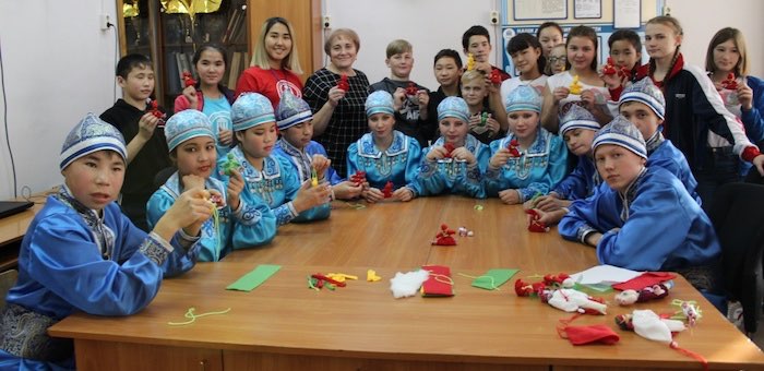 Школьники из Саратана стали победителями Фестиваля национальных культур