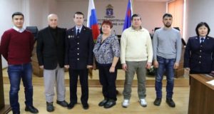 Пять иностранцев в Горно-Алтайске принесли присягу и стали гражданами России Пять иностранцев в Горно-Алтайске принесли присягу и стали гражданами России