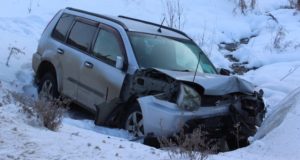Возле Камлака разбился Nissan X-Trail Возле Камлака разбился Nissan X-Trail