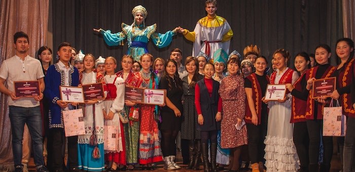Фестиваль «В семье единой» прошел в Горно-Алтайске
