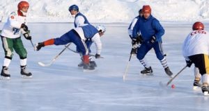 В Горно-Алтайске пройдут матчи чемпионата Сибири по хоккею с мячом